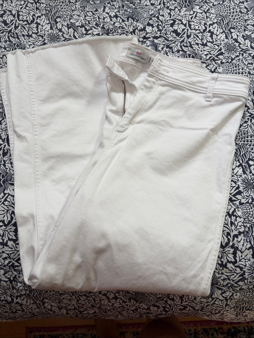 Vineyard Vines Women's White Wide Leg Jeans